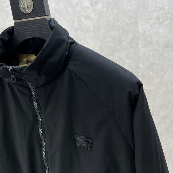 Three-quarter angle view of Burberry luxury piece style No.363
