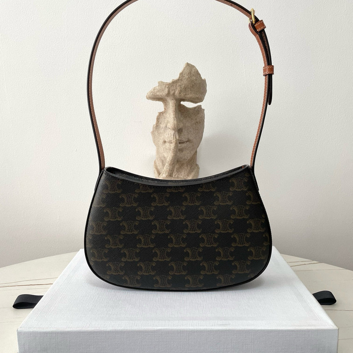 Bags- Cel Tilly Medium Bag Elegant Everyday Designer Handbag