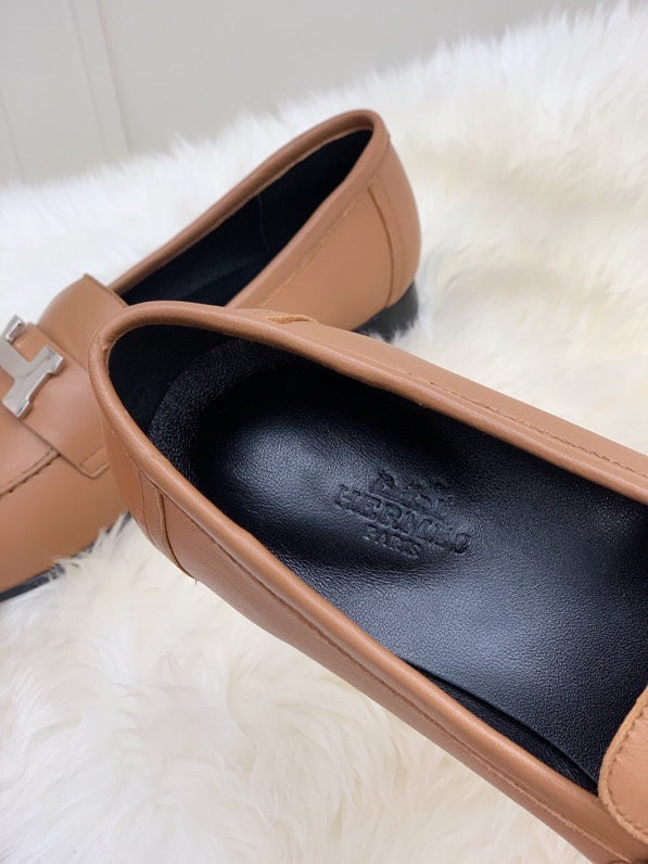 Hermes shoes Style 387 - back heel detail