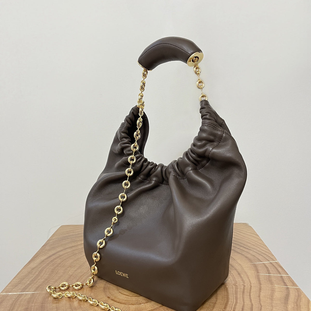 Bags- Loew Small Squeeze Bag Elegant Everyday Designer Handbag