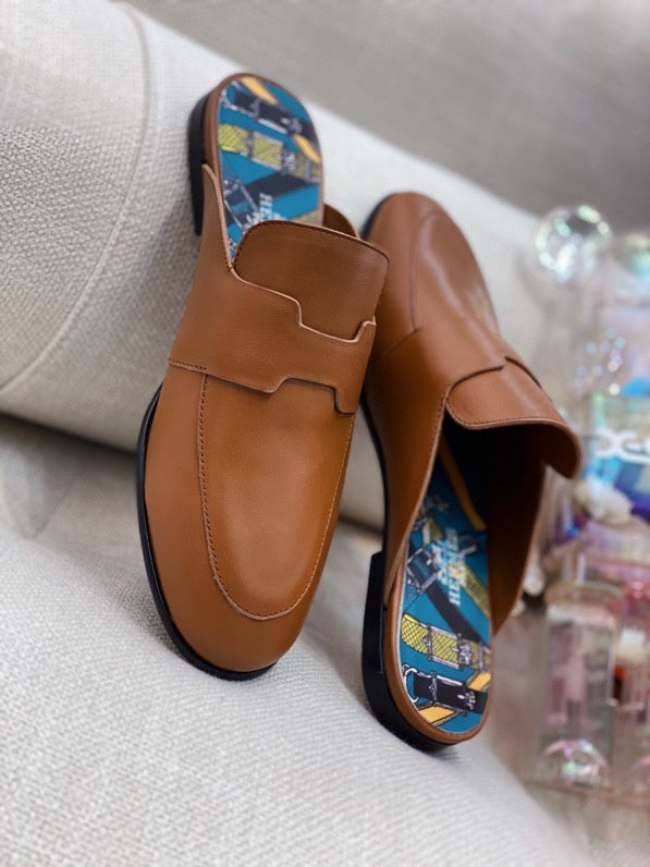 Hermès Tan Ankle Boots - Sole Detail View