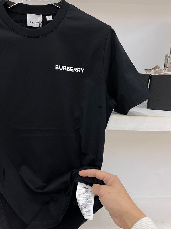 Front view of Burberry luxury piece style No.286
