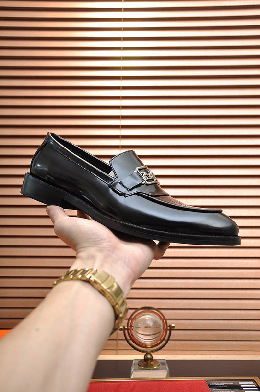 Hermès Grey Loafer Flats - Heel Detail View
