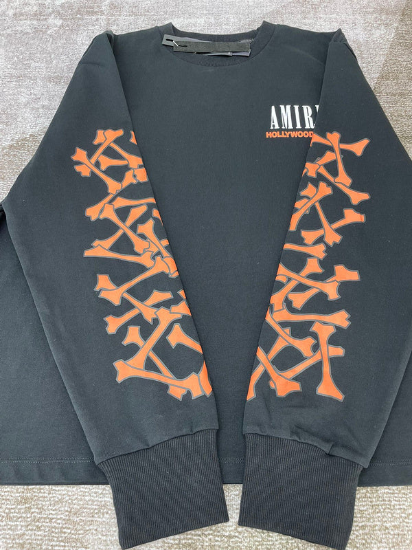 Full silhouette view of Amiri luxury piece style No.064