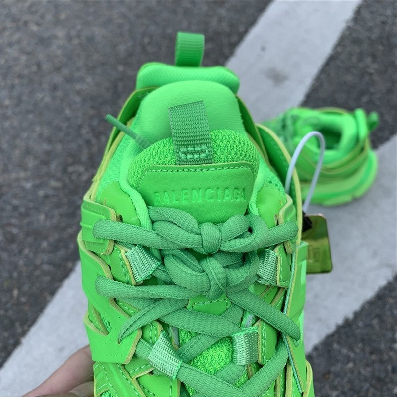 Balenciaga shoes Style 392 - additional angle view