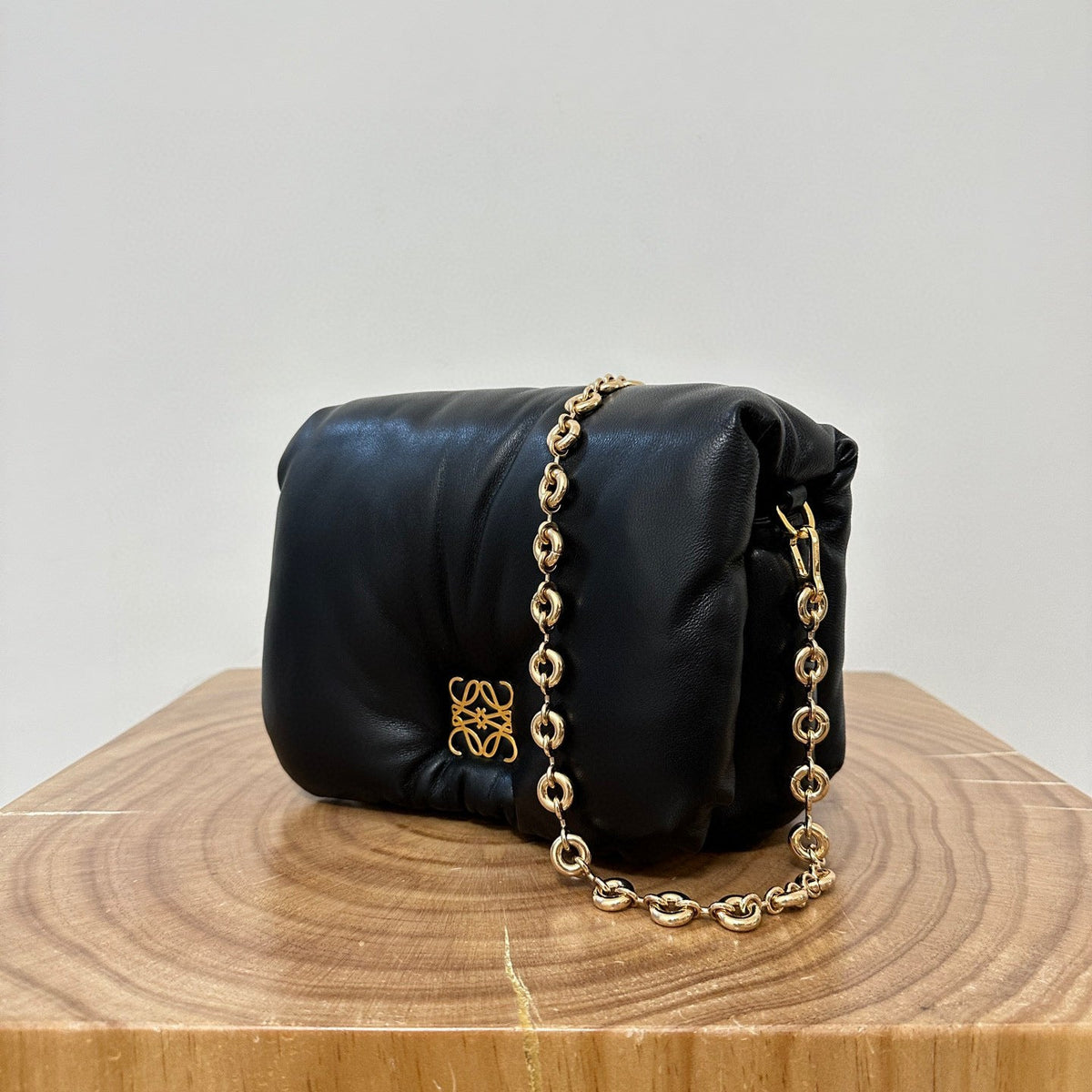 Bags- Loew Puffer Goya Bag Elegant Everyday Designer Handbag
