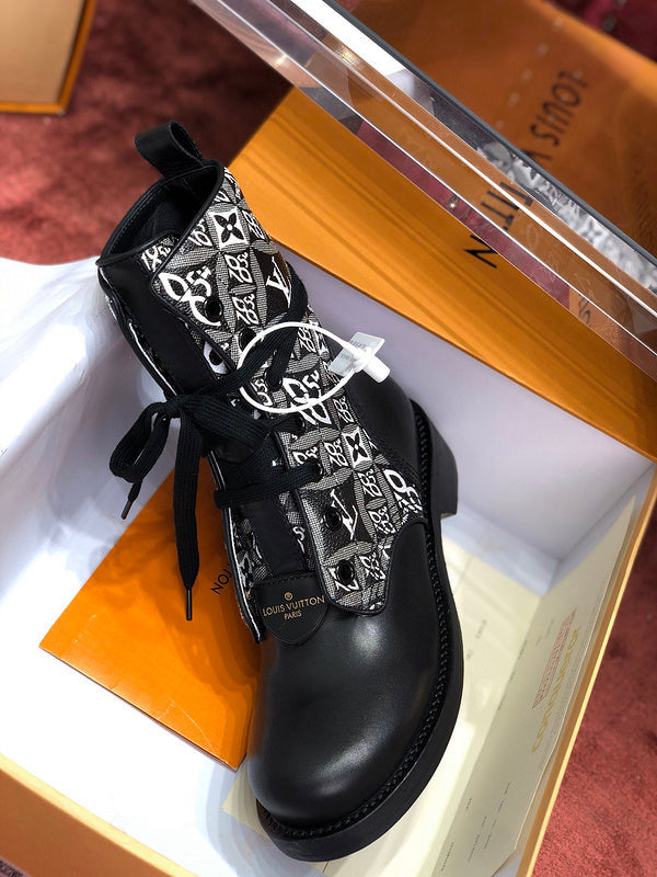 Louis Vuitton shoes Style 188 - close-up of iconic logo design