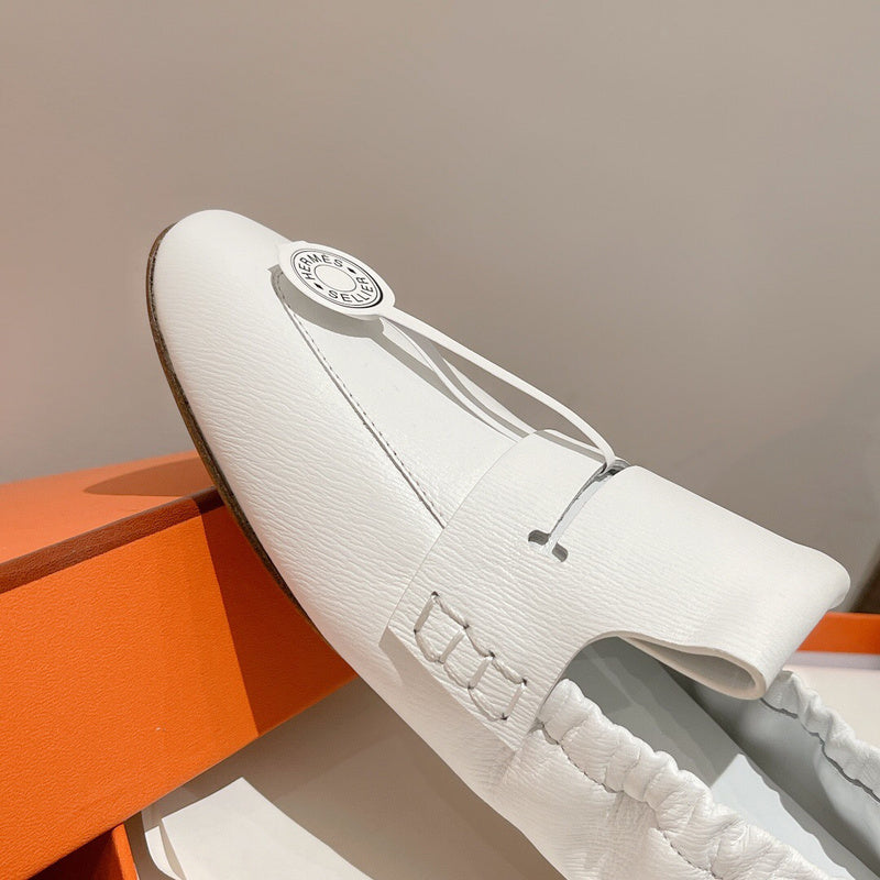 Hermès Red Ankle Boots - Sole Detail View