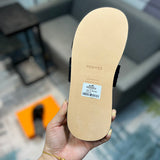 Hermes shoes Style 015 - sole and craftsmanship detail