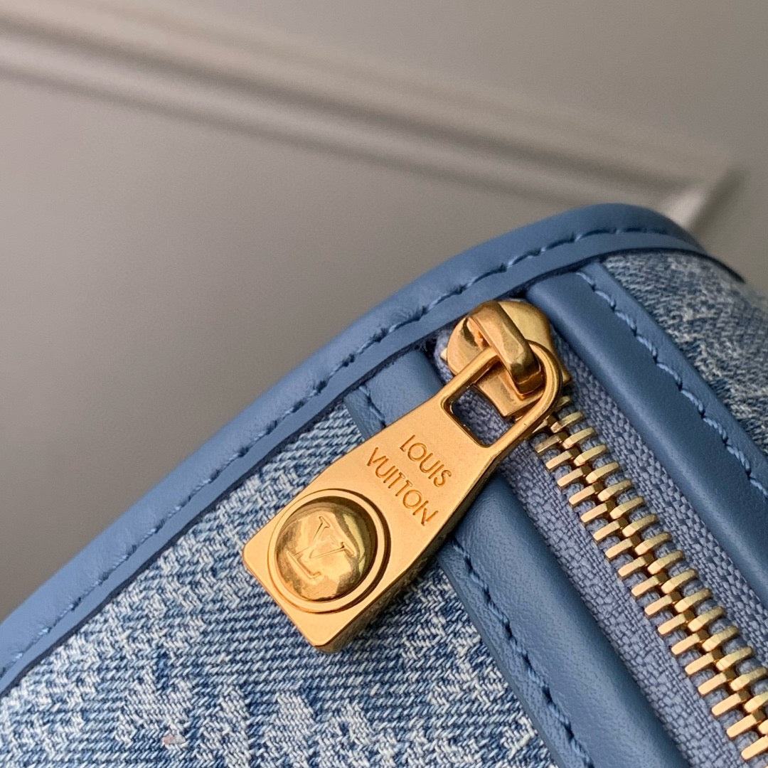 Louis Vuitton Wallets- Louis Vuitton Lou Bosphore Wearable Wallet Premium Leather Designer Wallet