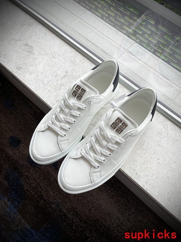 Givenchy White Platform Heels - Toe Detail View