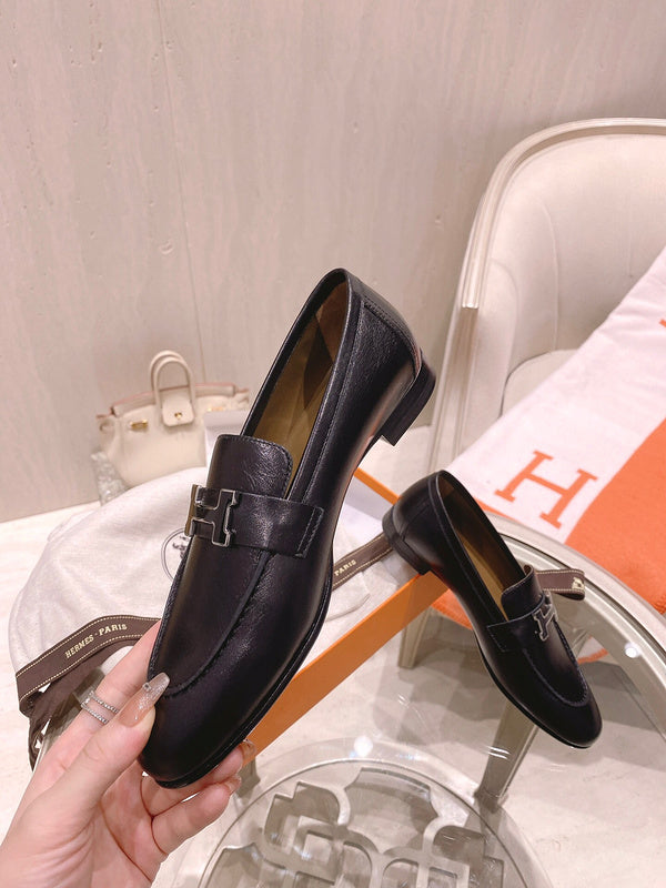 Hermes shoes Style 261 - interior and comfort detail (alternate angle)