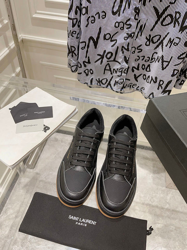 Full silhouette view of Saint Laurent luxury piece style No.054