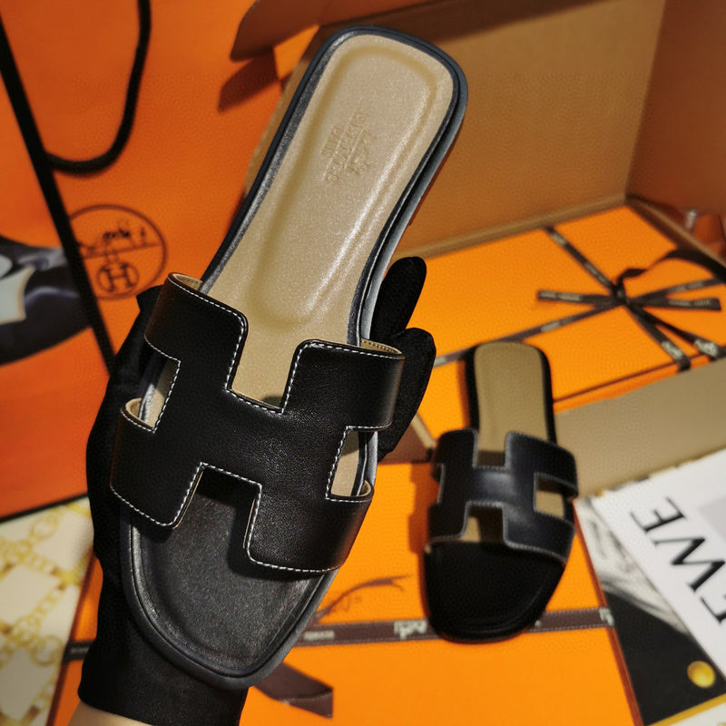 Hermès Camel Gladiator Sandals - Front View