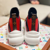 Styling view of Louis Vuitton luxury piece style No.115
