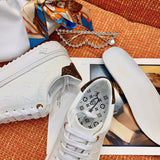 Styling view of Louis Vuitton luxury piece style No.040