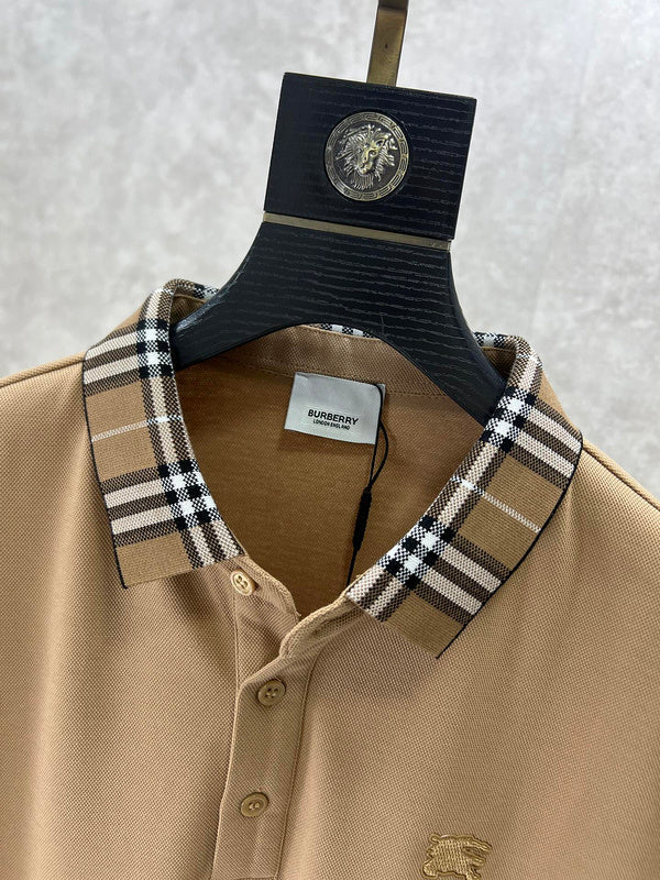 Back view of Burberry luxury piece style No.399