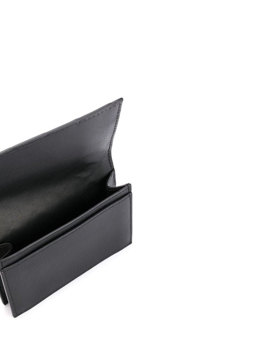 Close-up of Bottega Veneta wallets hardware and fine stitching