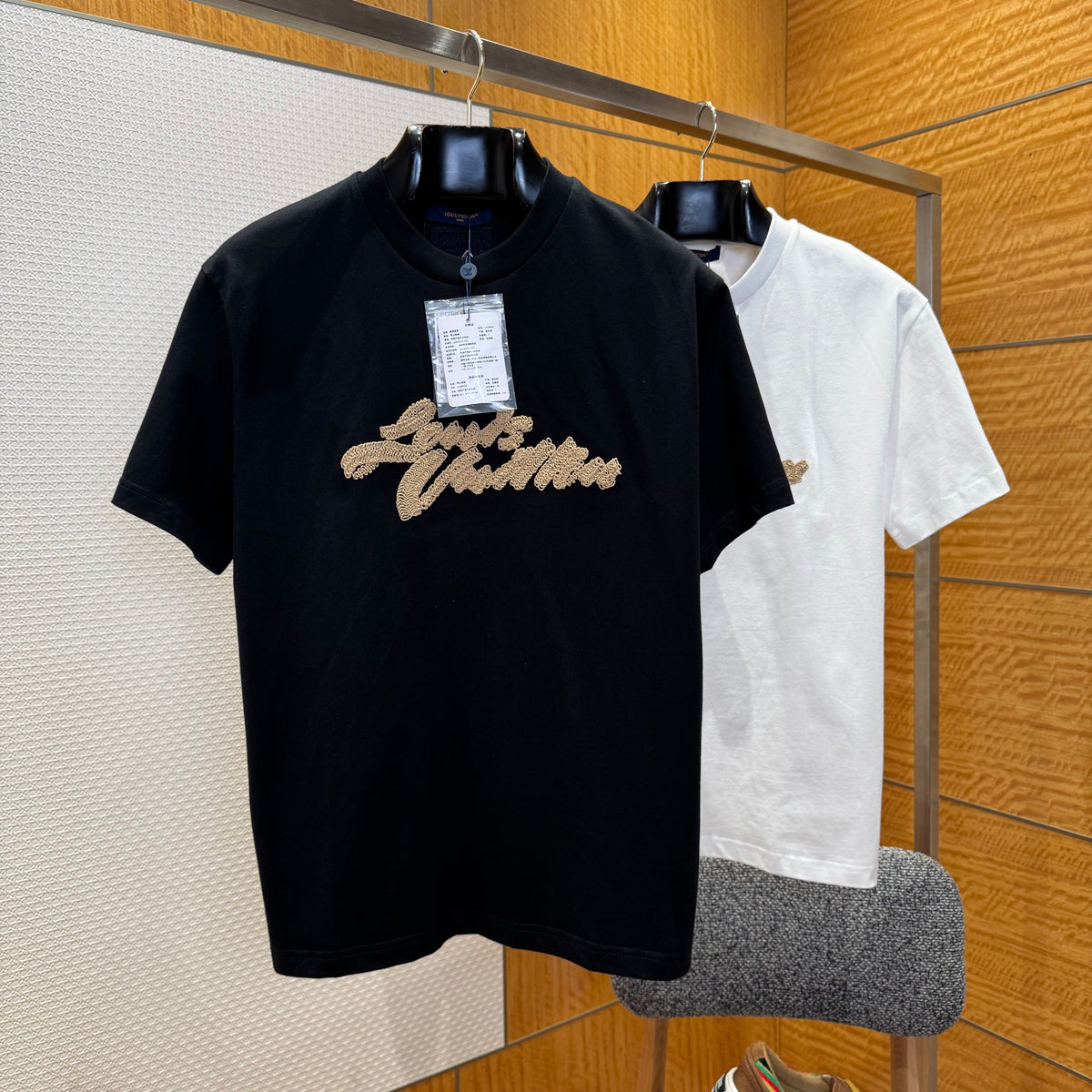 Louis Vuitton T-Shirts- Louis Vuitton Lou T-shirt Casual Everyday Designer Tee