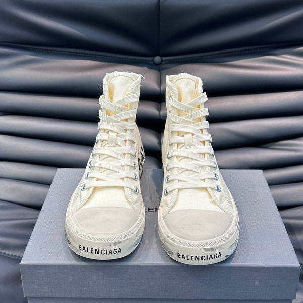 Balenciaga shoes Style 074 - sole and craftsmanship detail