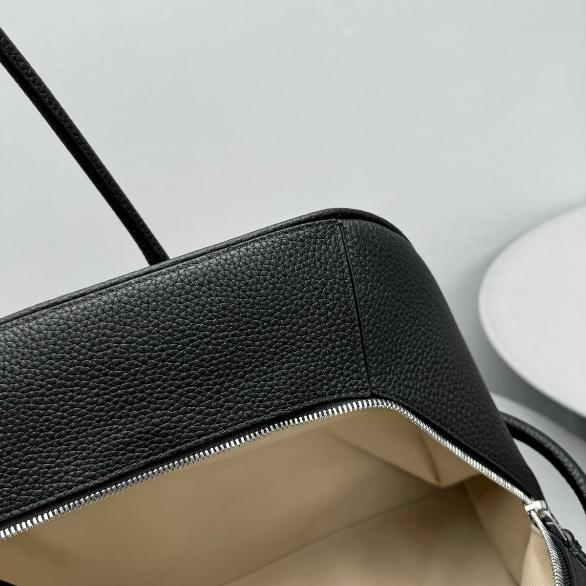 Bags- Jacq The Large Turismo Bag Luxury Designer Leather Handbag