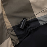 Styling view of Burberry luxury piece style No.372