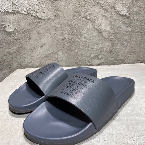 Balenciaga sandals Style 137 - close-up of refined designer finish