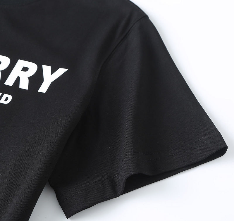 Front view of Burberry luxury piece style No.320