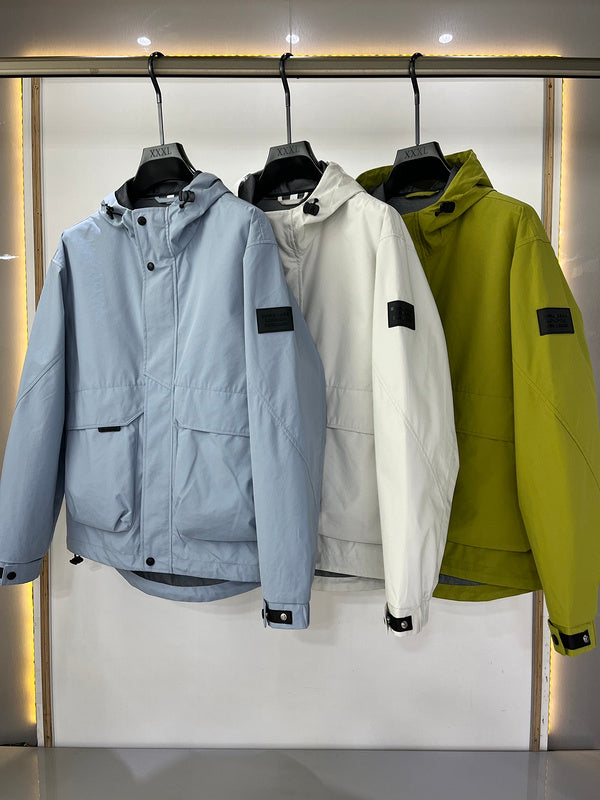 Front view of Burberry luxury piece style No.515