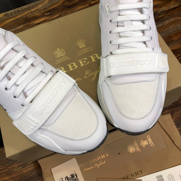 Burberry shoes Style 364 - side profile detail