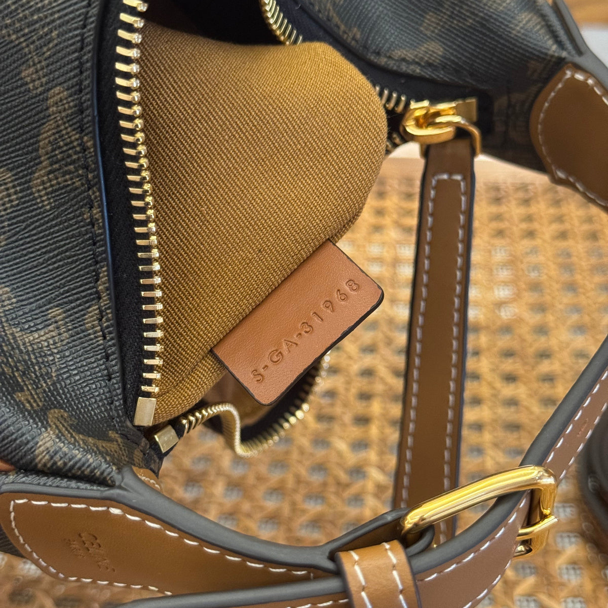 Bags- Cel Teen Lulu Bag Elegant Everyday Designer Handbag