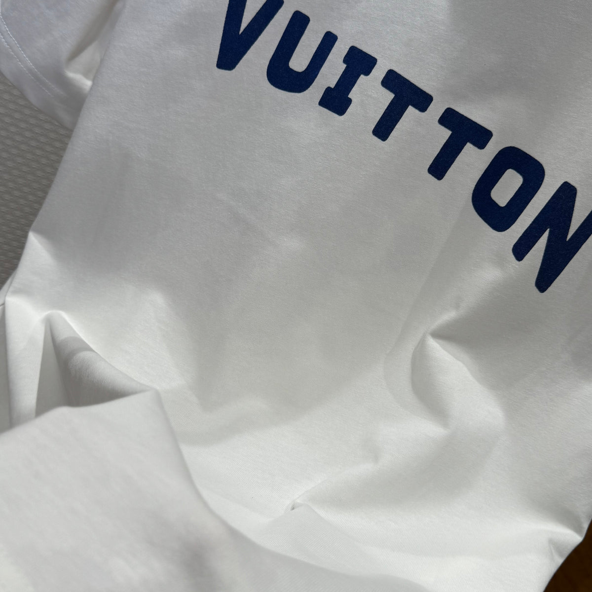 Louis Vuitton T-Shirts- Louis Vuitton Lou T-shirt Premium Designer Cotton T-Shirt