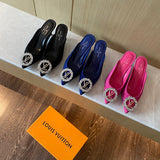 Louis Vuitton shoes Style 262 - top view showing design