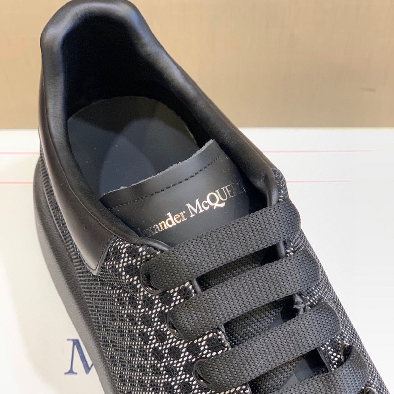 Alexander McQueen shoes Style 319 - top view showing design