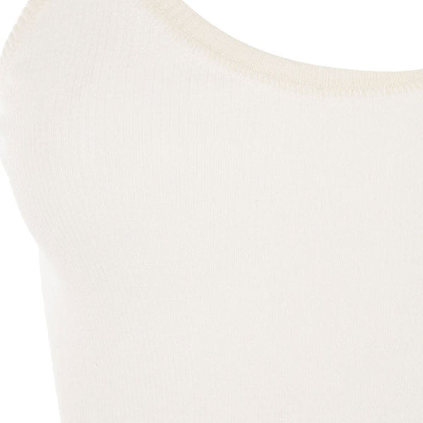 Close-up of Bottega Veneta tee shirts hardware and fine stitching
