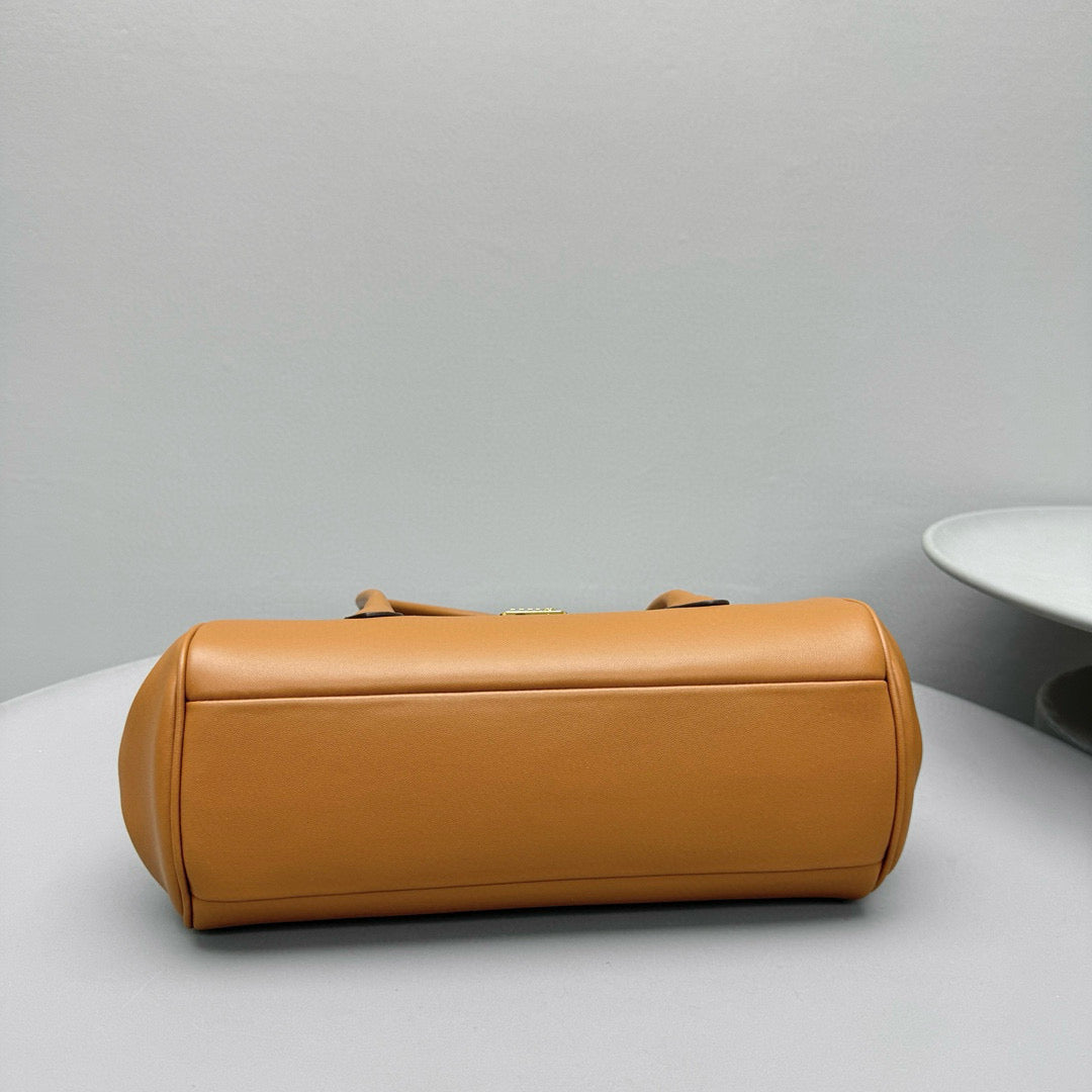 Bags- Miu M Shoulder Bag Elegant Everyday Designer Handbag