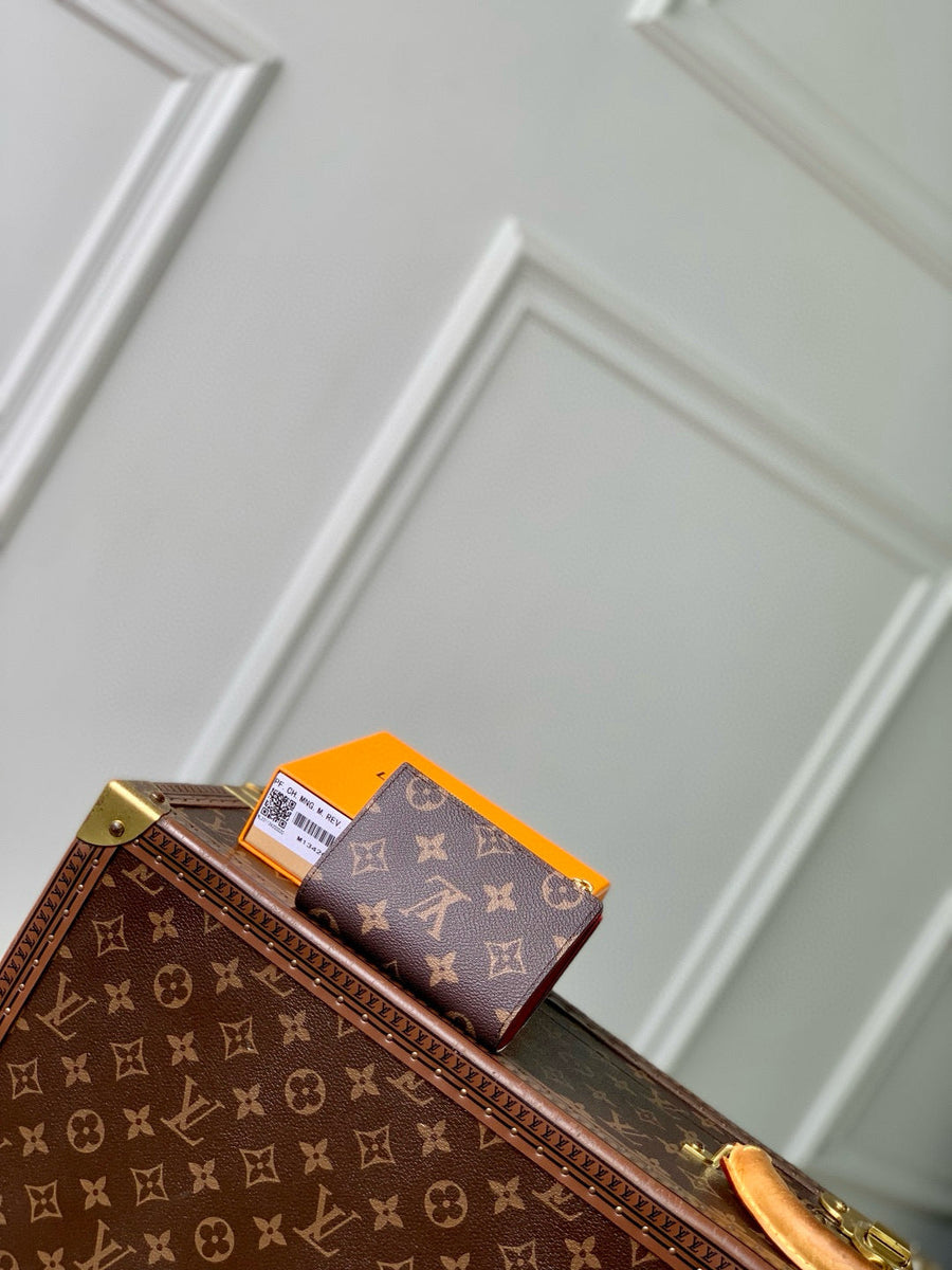 Louis Vuitton Accessories- Louis Vuitton Lou x Murakami Lisa Walet Luxury Designer Fashion Accessory