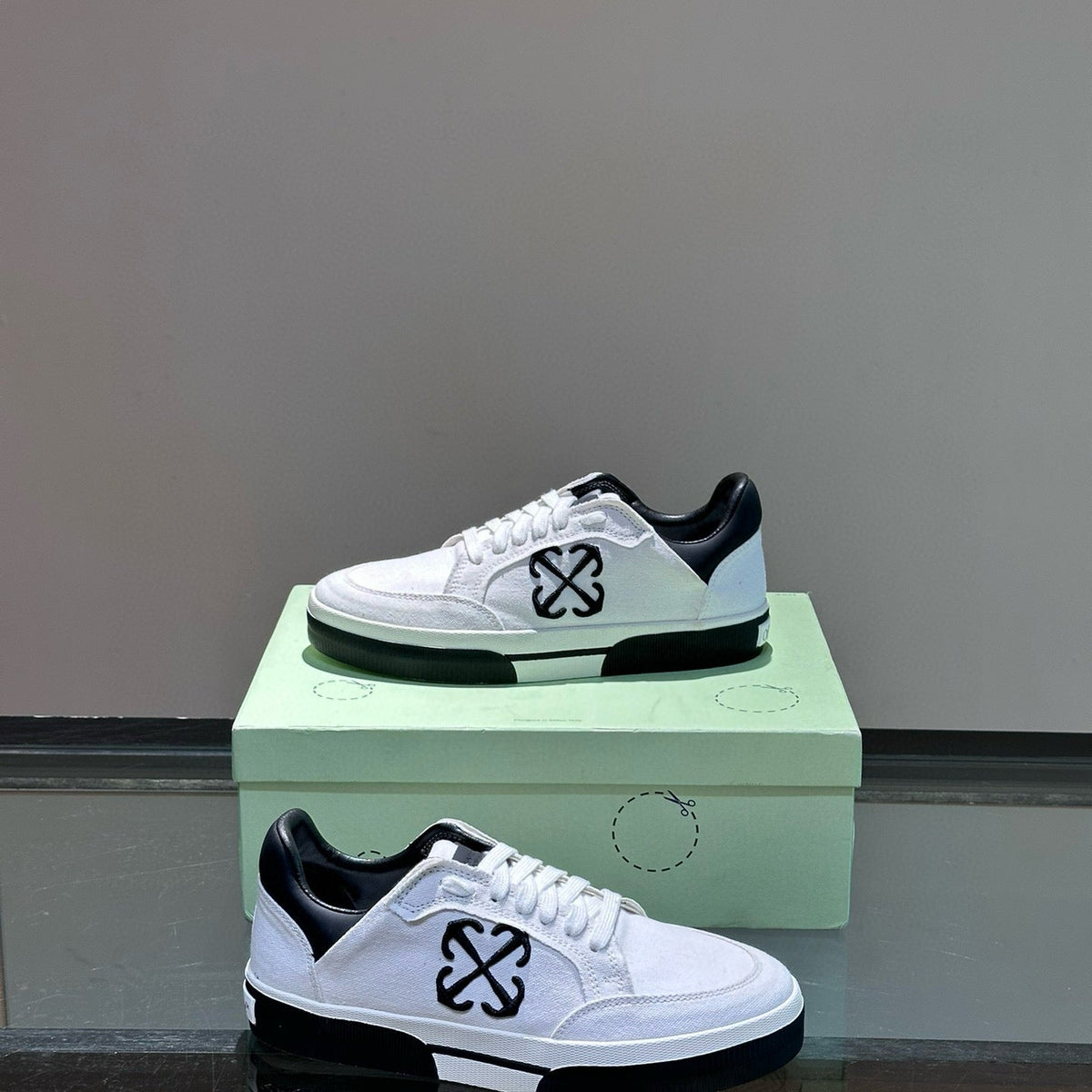 Shoes- Off W Trainers Comfortable Everyday Designer Shoes