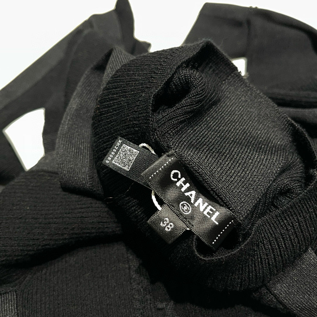 Chanel Turtleneck detail shot – authentic designer craftsmanship