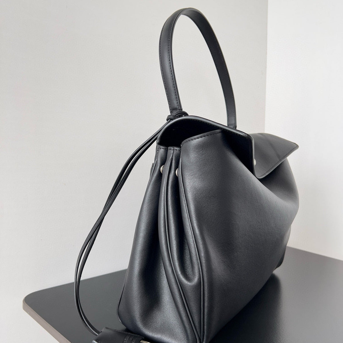 Bags- Bal Medium Rodeo Bag Elegant Everyday Designer Handbag