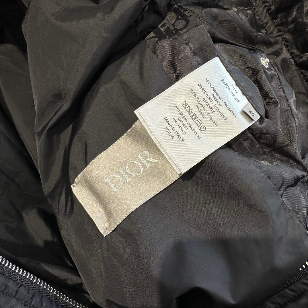 Dior Accessories- Dior Oblique Jakcet Premium Everyday Designer Accessory