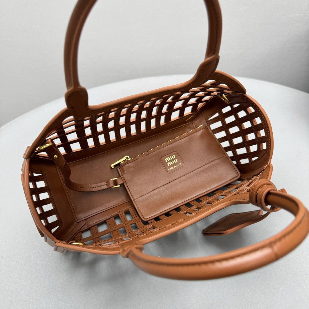Bags- Miu M Leather Basket Bag Luxury Designer Leather Handbag