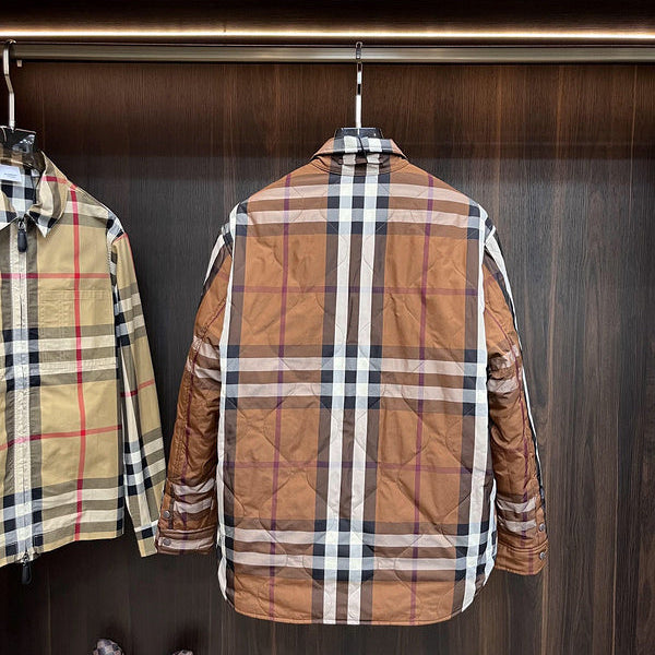 Three-quarter angle view of Burberry luxury piece style No.384