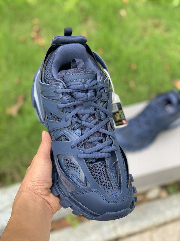Balenciaga shoes Style 307 - packaging and accessories