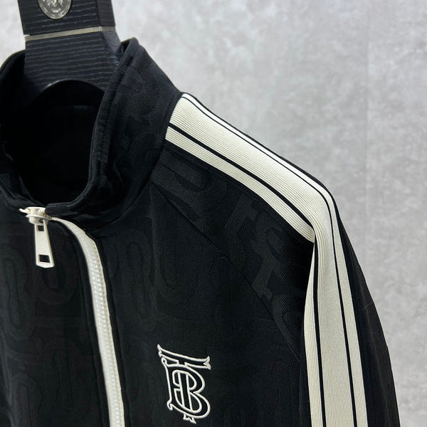 Three-quarter angle view of Burberry luxury piece style No.366