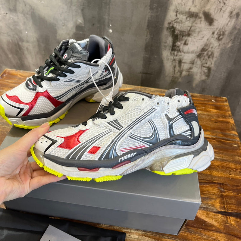 Balenciaga shoes Style 036 - top view showing design