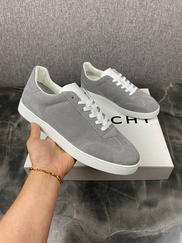 Givenchy shoes Style 190 - front view, iconic logo design