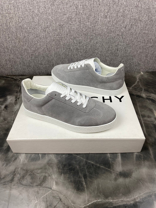 Givenchy shoes Style 190 - sole and craftsmanship detail