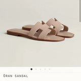 Hermes sandals Style 060 - side profile detail