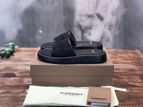 Burberry shoes Style 224 - texture and material detail